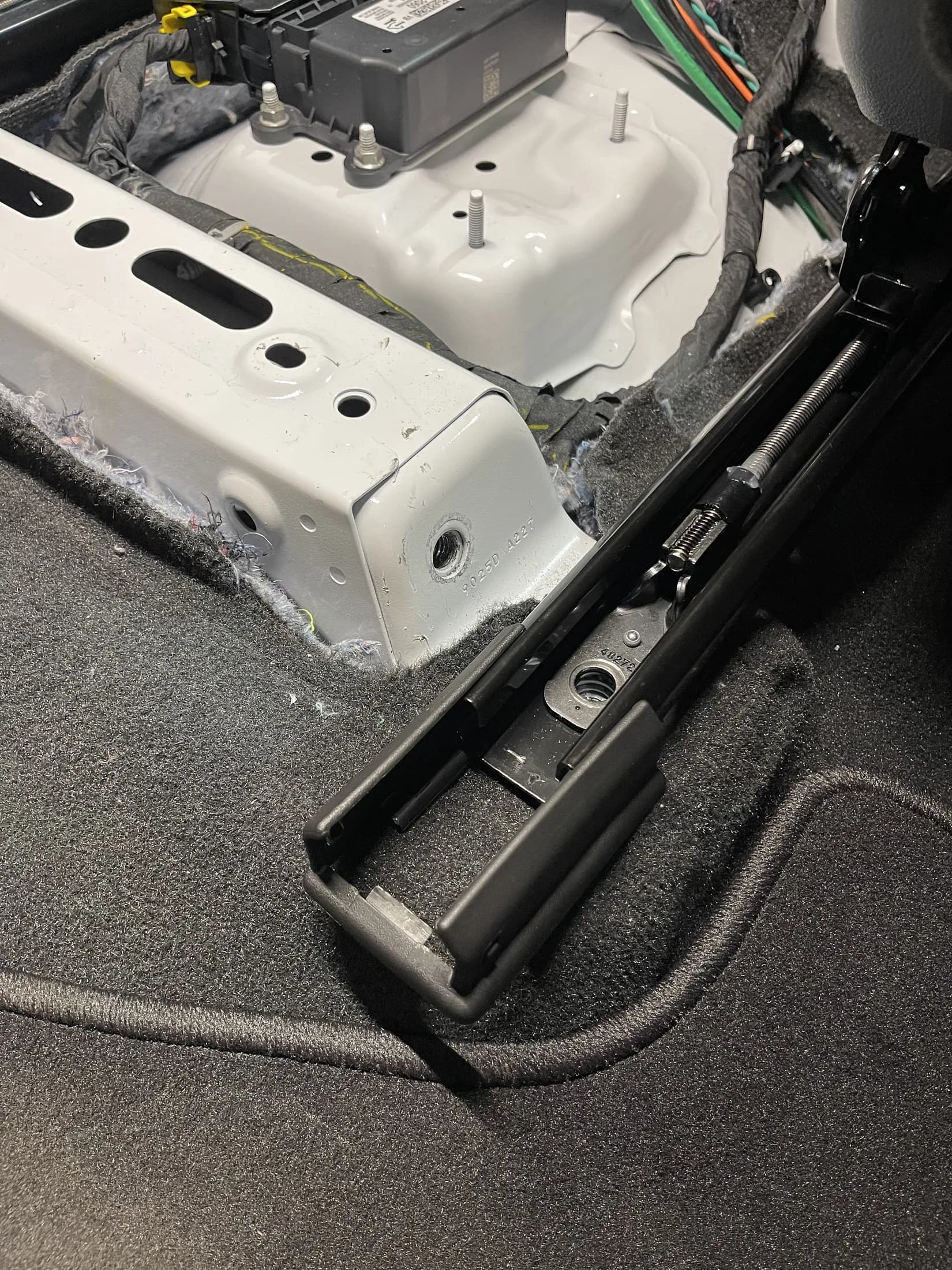 Chevrolet Tahoe Free-Standing Base (2015-2020) product photo