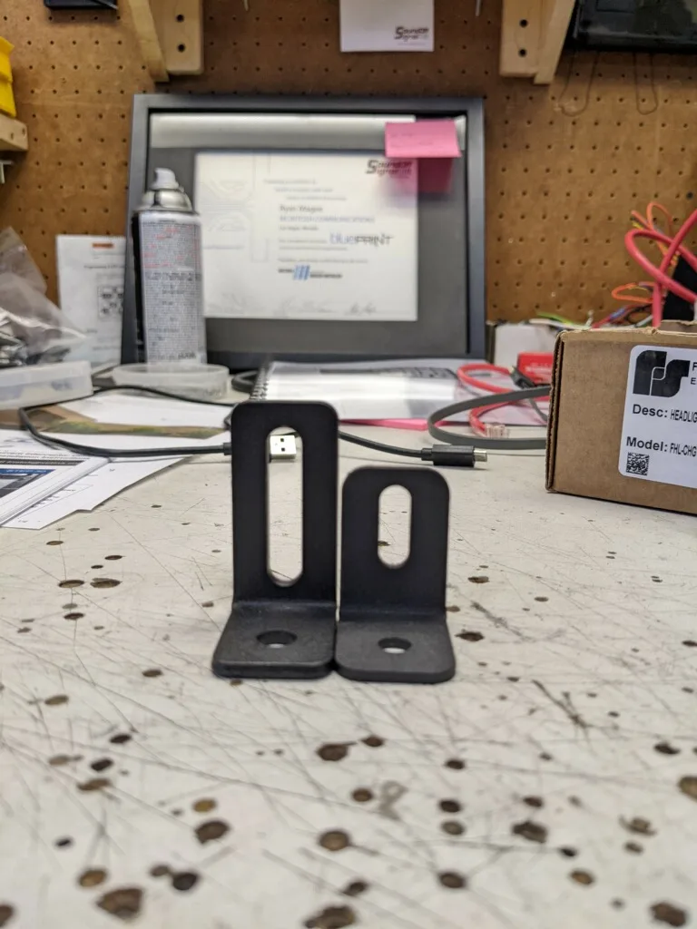 Slotted L-Bracket - 1.5 In. product photo